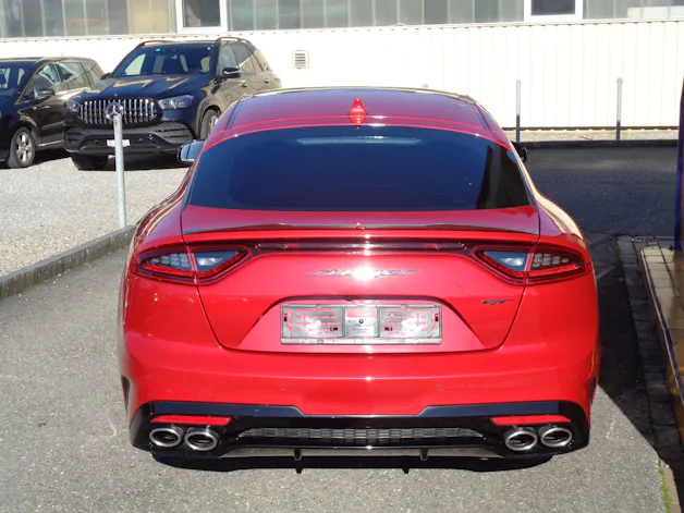 Kia Stinger 3.3 T-GDi GT Automat AWD