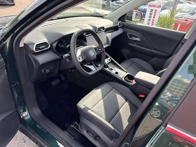 MG ZS 1.5 HEV Luxury Automat