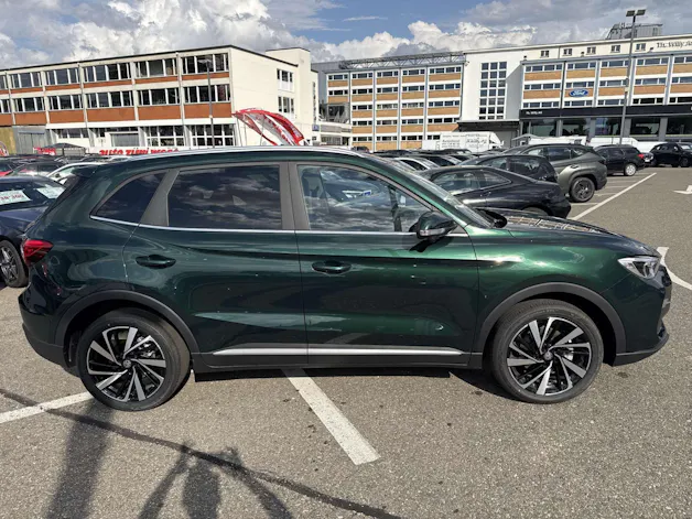 MG ZS 1.5 HEV Luxury Automat