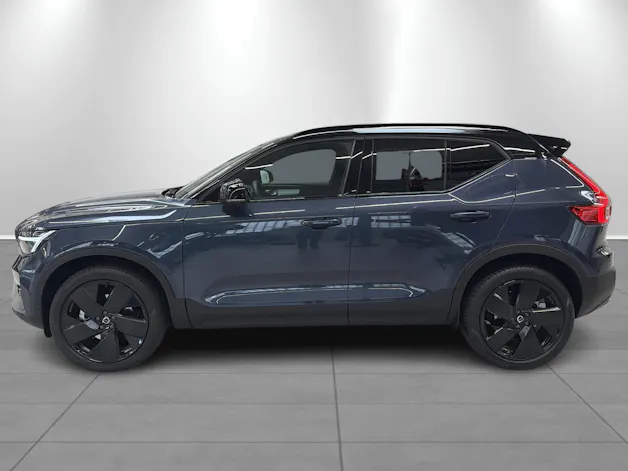 VOLVO XC40 2.0 B4 MH Black Edition
