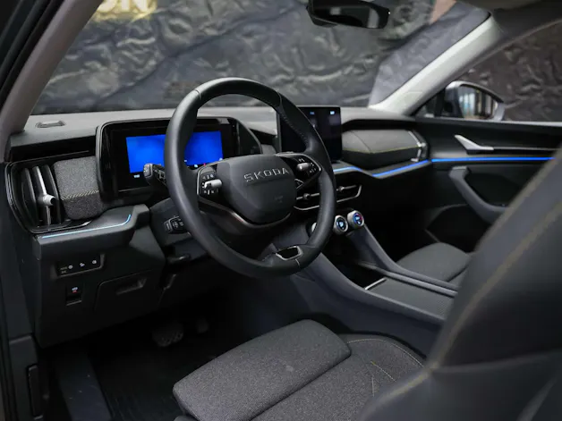 SKODA Kodiaq 1.5 TSI mHEV Selection *Facelift*Werksgarantie*7 Plätzer*