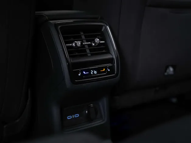 SKODA Kodiaq 1.5 TSI mHEV Selection *Facelift*Werksgarantie*7 Plätzer*