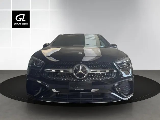 MERCEDES-BENZ GLA 250 4Matic 8G-DCT Swiss Star