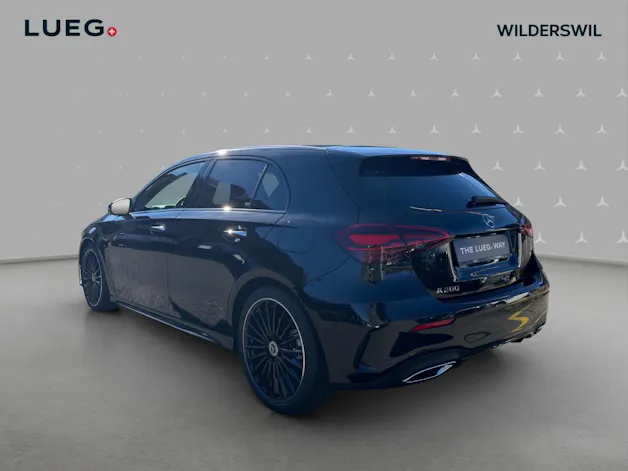 MERCEDES-BENZ A 200 Night Star 7G-DCT