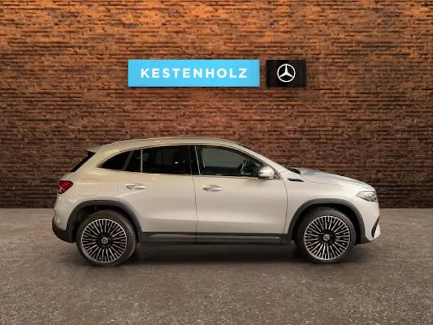MERCEDES-BENZ EQA 350 AMG Line 4Matic