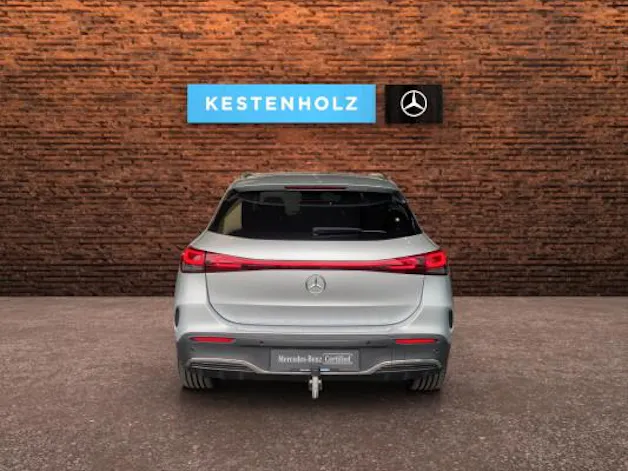 MERCEDES-BENZ EQA 350 AMG Line 4Matic