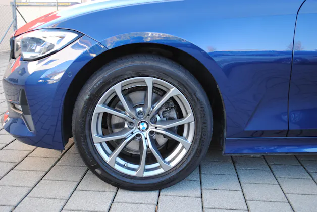 BMW 320d xDrive 48V Touring Sport Line Steptronic