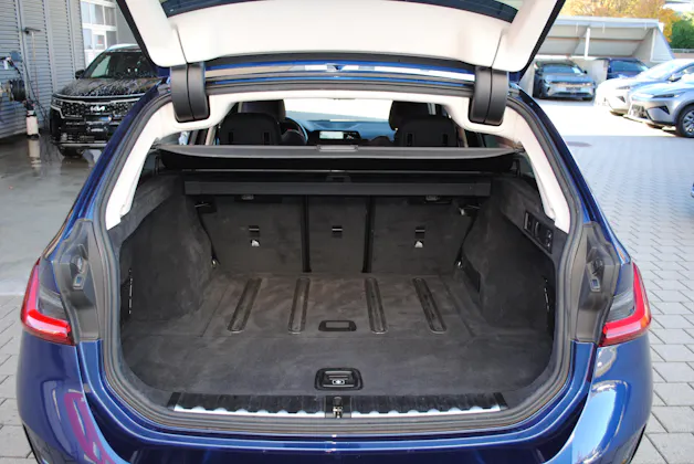 BMW 320d xDrive 48V Touring Sport Line Steptronic