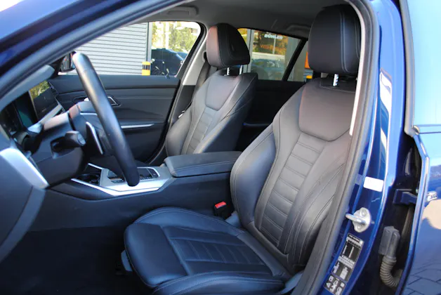 BMW 320d xDrive 48V Touring Sport Line Steptronic