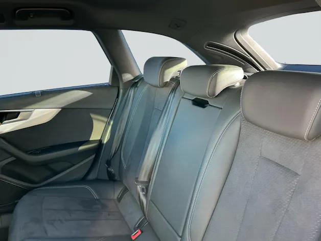 AUDI A4 Avant 40 TFSI S Line