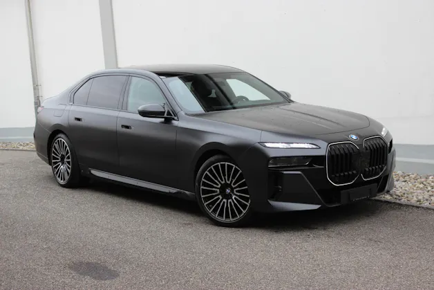 BMW 740d xDrive 48V M Sport Pro FOND-ENTERTAINMENT EXPERIENCE 🎉1.88%-LEASINGAKTION🎉