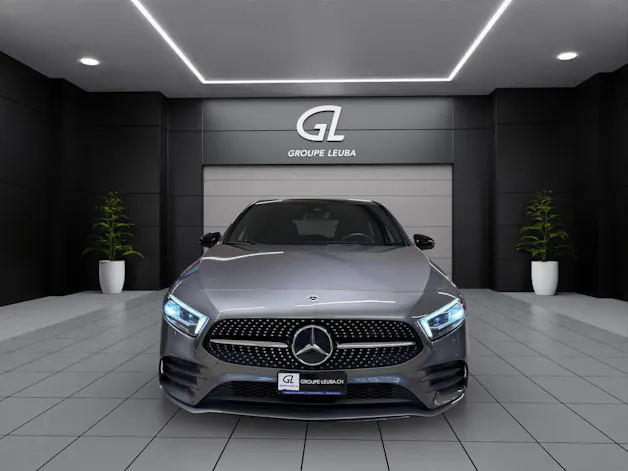 MERCEDES-BENZ A 200 AMG Line