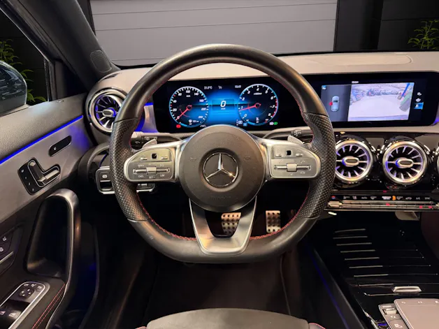 MERCEDES-BENZ A 200 AMG Line