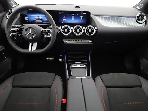 MERCEDES-BENZ GLA 250 4Matic 8G-DCT