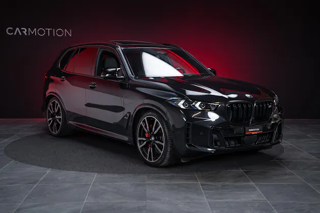 BMW X5 M60i xDrive / Panorama-Schiebedach / HeadUp / 360°Kamera