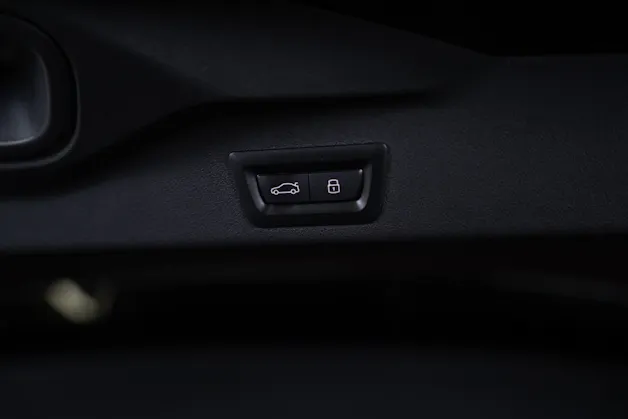 BMW X5 M60i xDrive / Panorama-Schiebedach / HeadUp / 360°Kamera