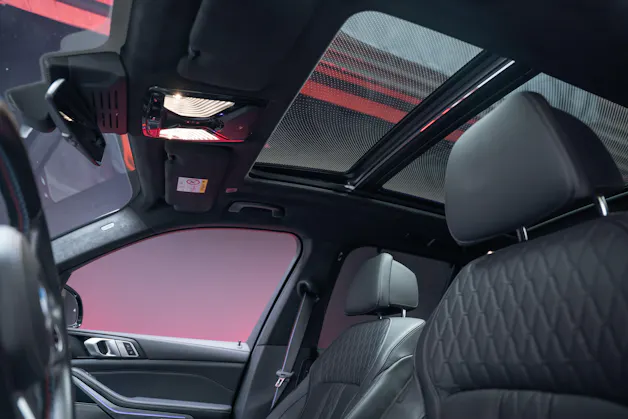 BMW X5 M60i xDrive / Panorama-Schiebedach / HeadUp / 360°Kamera