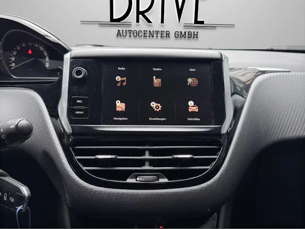 PEUGEOT 2008 1.2 PureTech Style EAT6 *CarPlay*Sitzheizung*Tempomat uvm.*