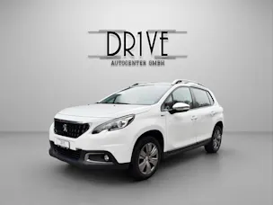 PEUGEOT 2008 1.2 PureTech Style EAT6 *CarPlay*Sitzheizung*Tempomat uvm.*