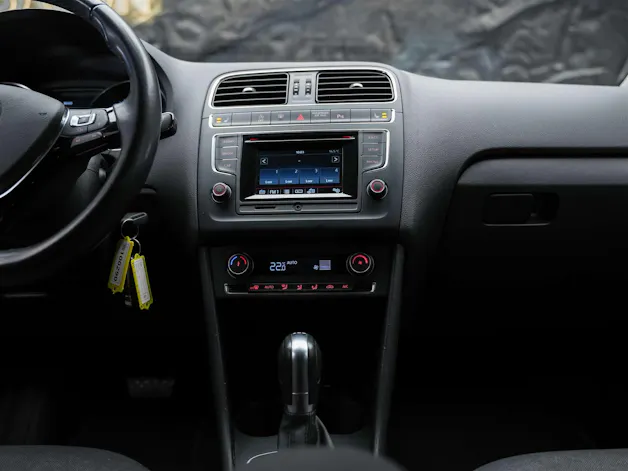 VW Polo 1.2 TSI BMT Comfortline DSG *CH Fahrzeug*Rückfahrkamera*
