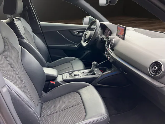 AUDI Q2 40 TFSI Sport Attraction quattro S-tronic