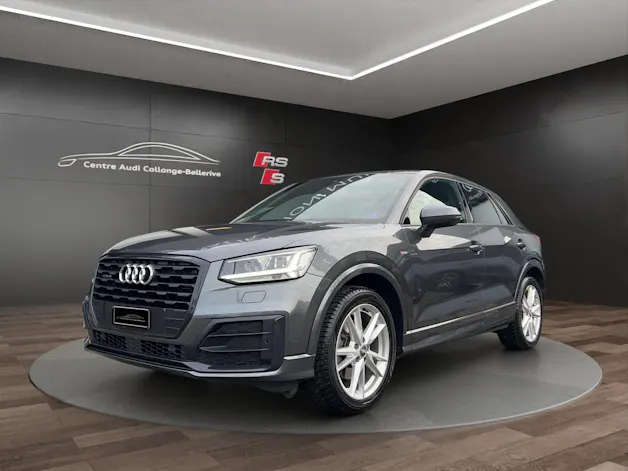 AUDI Q2 40 TFSI Sport Attraction quattro S-tronic