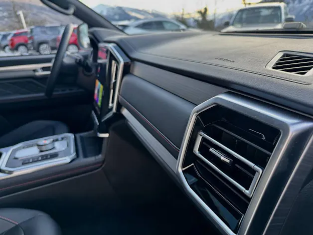 JAC T9 EV Luxury