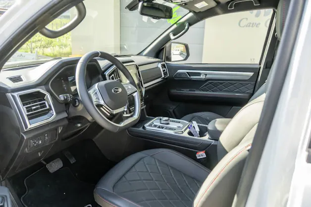JAC T9 EV Luxury
