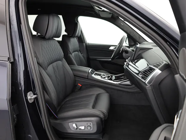 BMW X7 G07 40d xDrive SAG