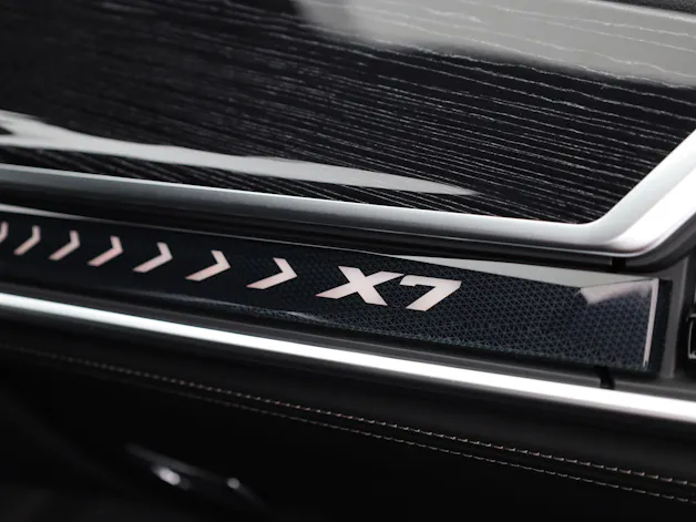 BMW X7 G07 40d xDrive SAG
