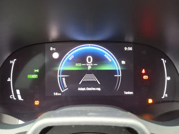 Toyota Yaris 1.5 VVT-i HSD Trend