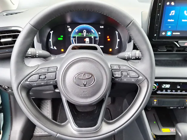 Toyota Yaris 1.5 VVT-i HSD Trend