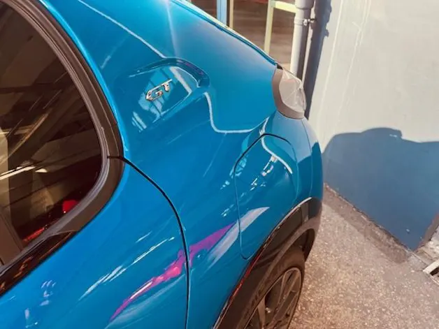 PEUGEOT 208 1.2 PureTech 100 GT Pack