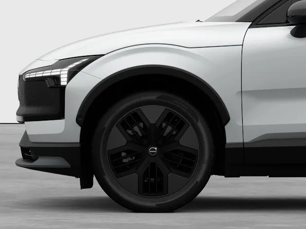 VOLVO EX30 CC P8 Plus AWD