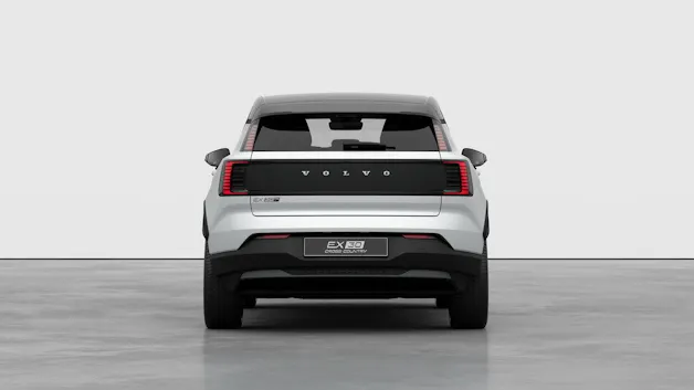 VOLVO EX30 CC P8 Plus AWD