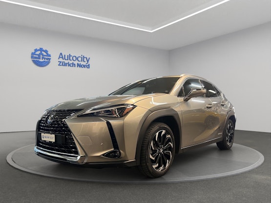 First vehicle image