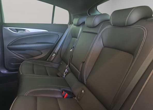 Vehicle image 10 Vehicle image 10