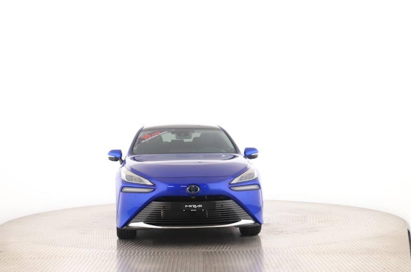 Toyota Mirai Fuel Cell Platinum 28