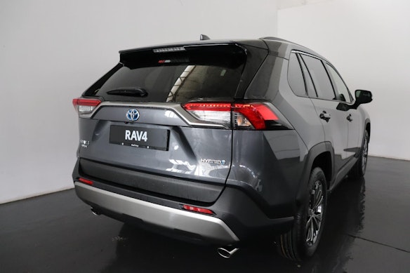 TOYOTA RAV4 2.5 HSD Trend 5