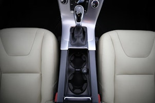 Vehicle image VOLVO V60 2.4 D4 Summum AWD