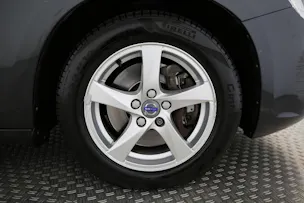 Volvo V60 2.4 D4 Summum AWD