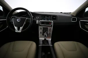 Volvo V60 2.4 D4 Summum AWD