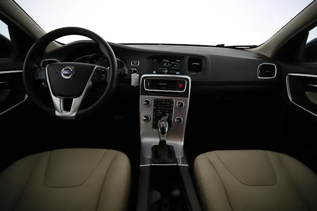 Volvo V60 2.4 D4 Summum AWD