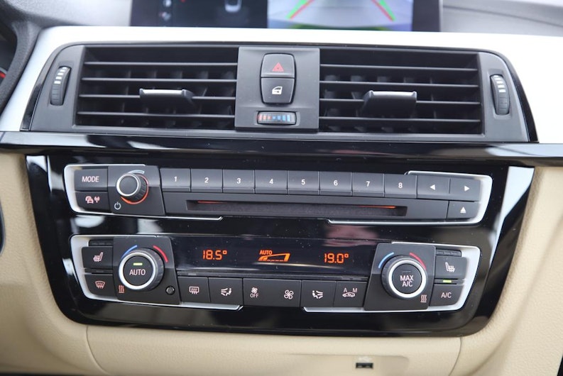 Vehicle image BMW 4 SERIES