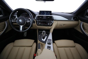 Vehicle image BMW 430i xDrive Cabrio