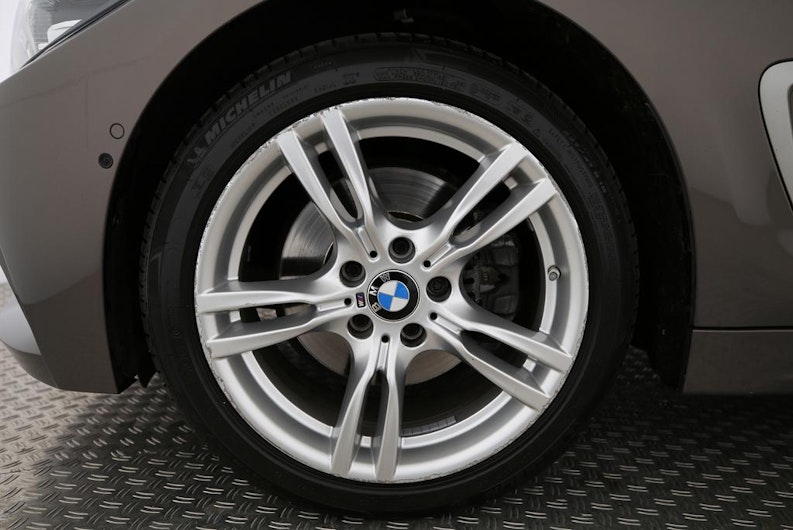 Vehicle image BMW 4 SERIES