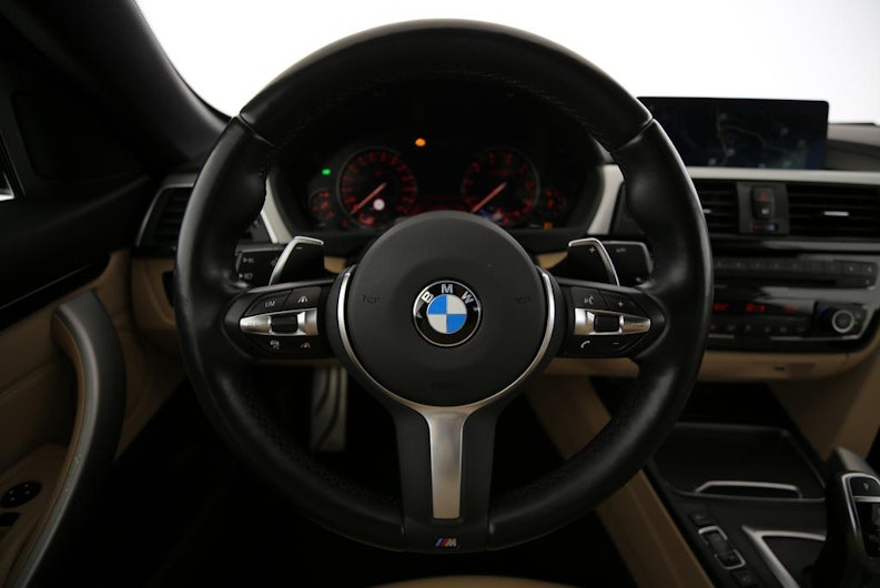 Vehicle image BMW 4 SERIES