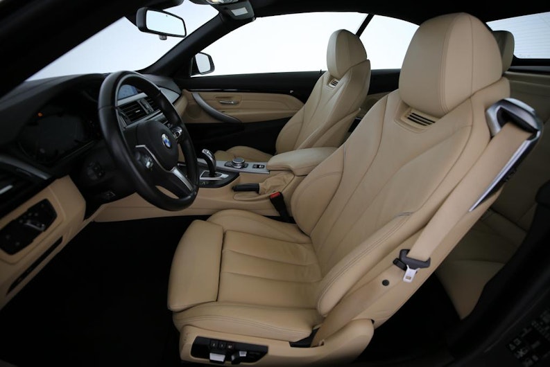 Vehicle image BMW 4 SERIES