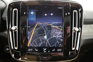 Vehicle image VOLVO XC40 2.0 T4 Inscription AWD