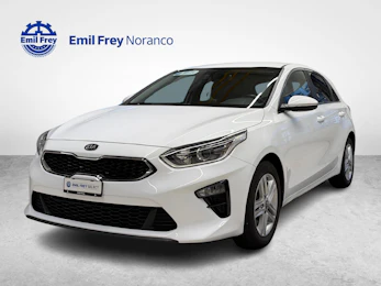 Fahrzeugbild KIA Ceed 1.4 T-GDi Style - Ruote invernali incluse Fahrzeugbild KIA Ceed 1.4 T-GDi Style - Ruote invernali incluse